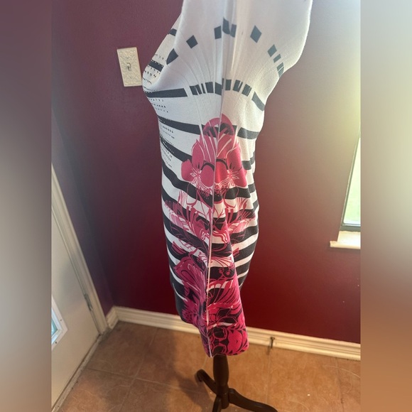 Cache L Striped Floral Rhinestone Top Button Tab Sleeves Made in USA Tunic - Picture 9 of 12